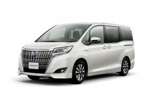 Toyota Esquire Hybrid '2017